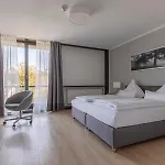 Bildungs- Und Tagungshaus Haus Neuland 3*