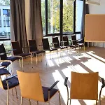 Bildungs- Und Tagungshaus Haus Neuland 3*