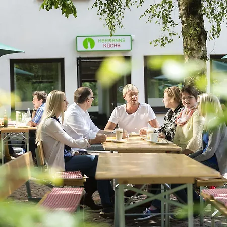 Bildungs- Und Tagungshaus Haus Neuland בילפלד