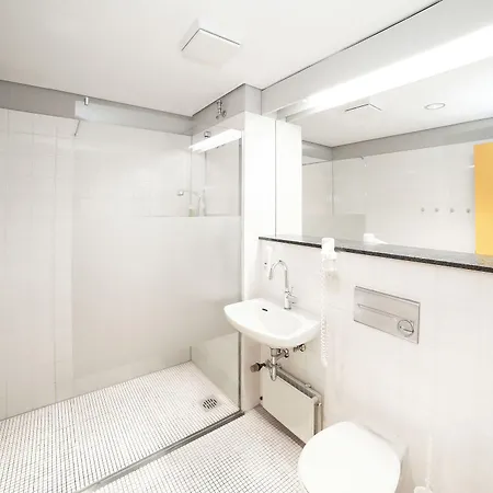 Bildungs- Und Tagungshaus Haus Neuland 3* בילפלד