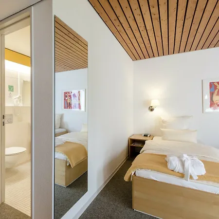 Bildungs- Und Tagungshaus Haus Neuland 2*