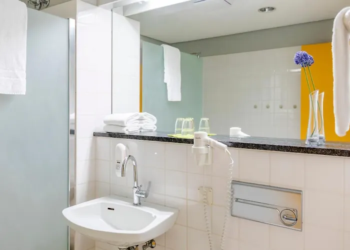 Bildungs- Und Tagungshaus Haus Neuland 호텔