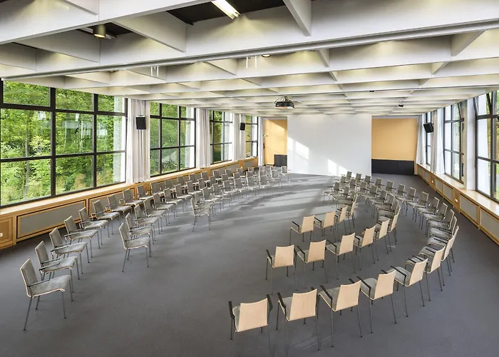 Bildungs- Und Tagungshaus Haus Neuland 호텔 빌레펠트