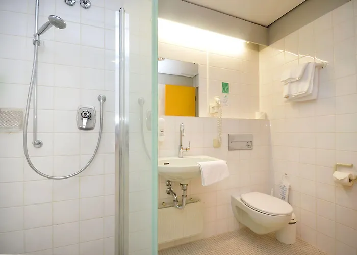 Bildungs- Und Tagungshaus Haus Neuland 3*